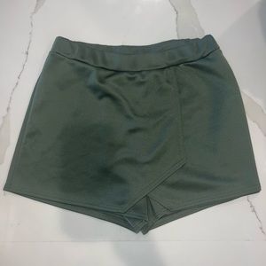 PLT Green Skirt/Shorts